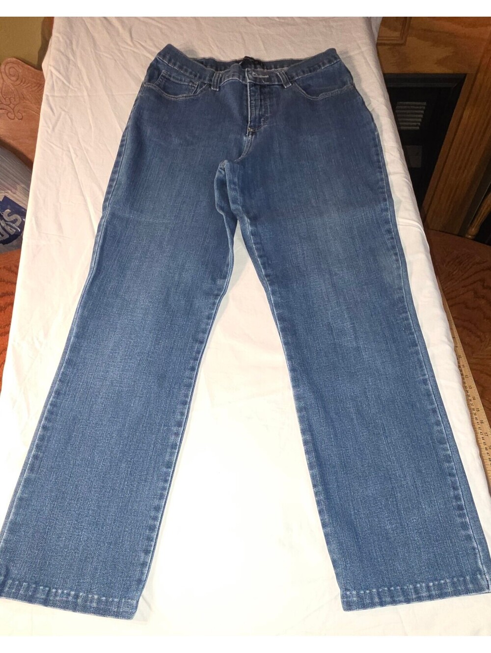 Lee Classic Fit Blue Denim Jeans Size 8 Medium